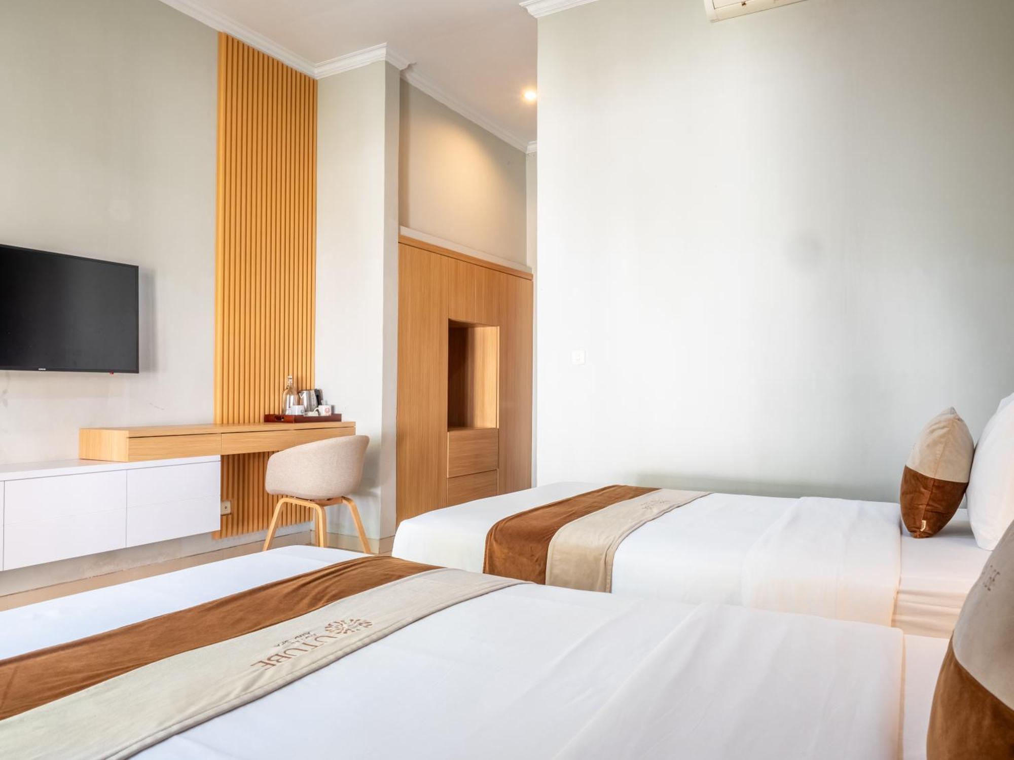 U Tube Hotel Uluwatu Exterior foto